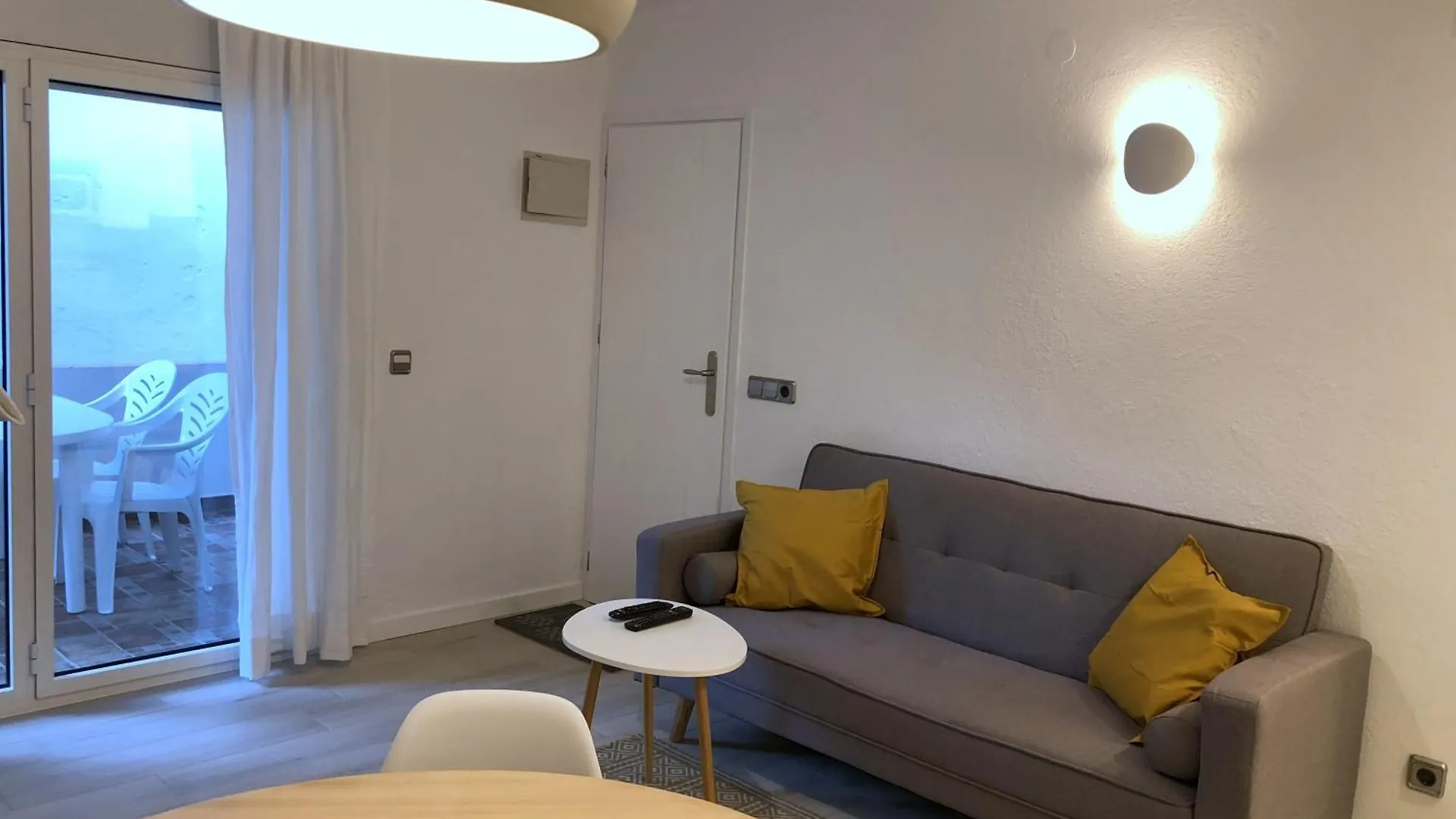 Apartaments La Palmera, Terrace & Pool Sant Marti d'Empuries